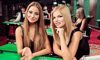 Người chơi A ăn mừng chiến thắng với Bet11 App